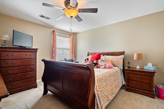 5297 SHADES VALLEY CV, Memphis, TN 38125