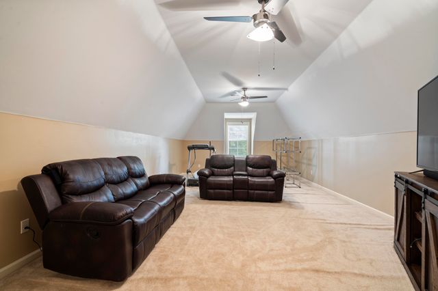 5297 SHADES VALLEY CV, Memphis, TN 38125