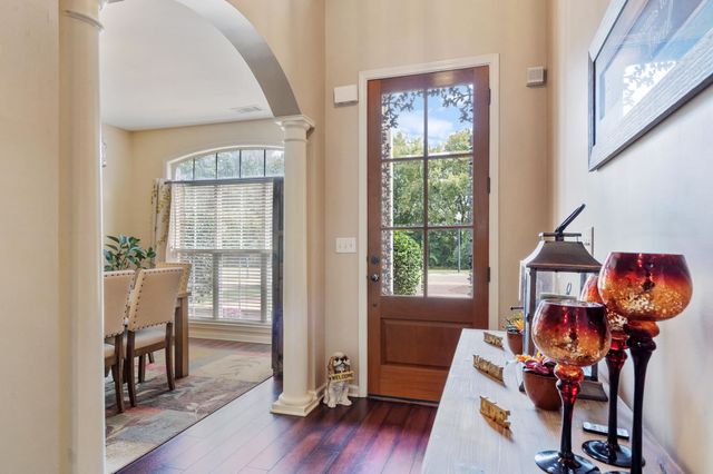 5297 SHADES VALLEY CV, Memphis, TN 38125