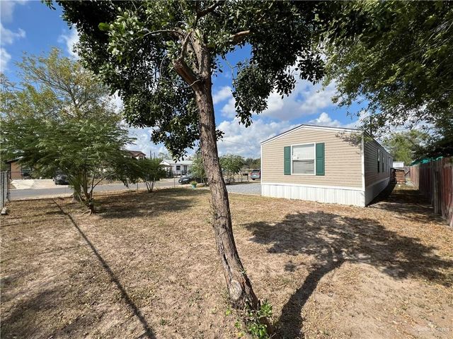 301 E Oscar Gonzalez Avenue, Elsa, TX 78543