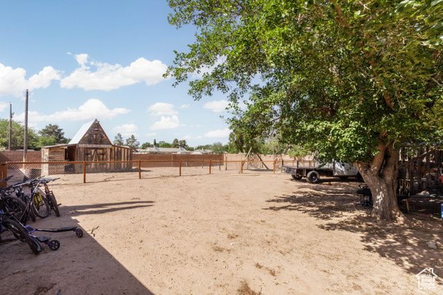 577 W 400 S, Hurricane, UT 84737