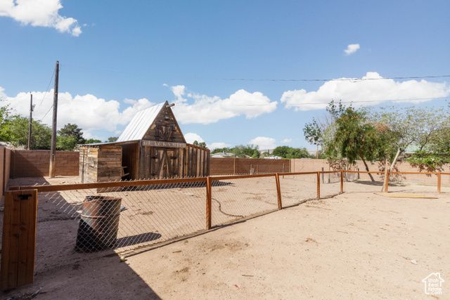 577 W 400 S, Hurricane, UT 84737