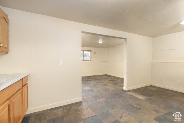 577 W 400 S, Hurricane, UT 84737