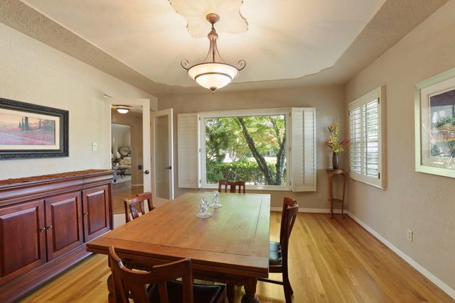 949 S Country Club Blvd, Stockton, CA 95204