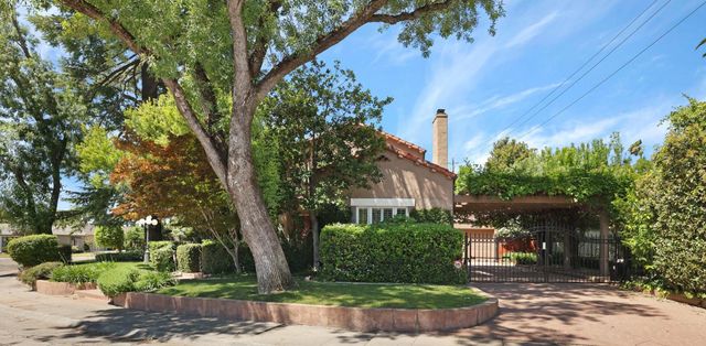 949 S Country Club Blvd, Stockton, CA 95204