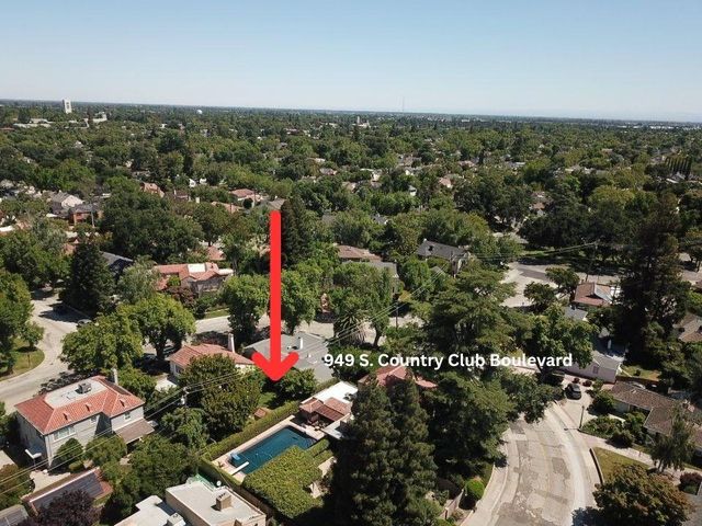949 S Country Club Blvd, Stockton, CA 95204