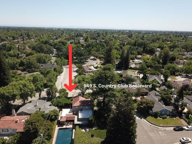 949 S Country Club Blvd, Stockton, CA 95204