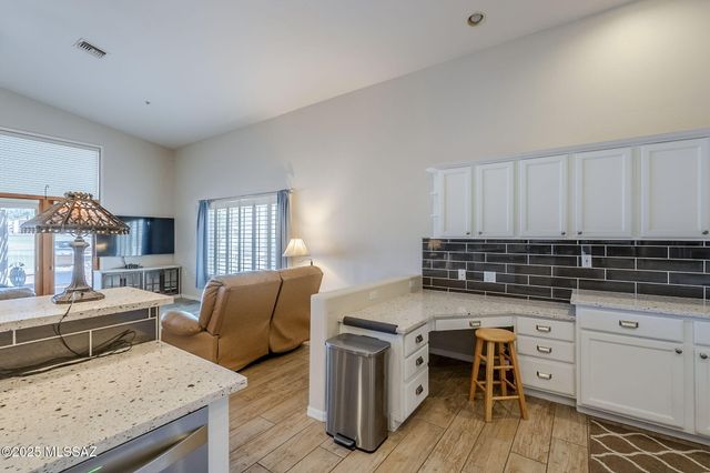 3438 S Abrego Drive, Green Valley, AZ 85614