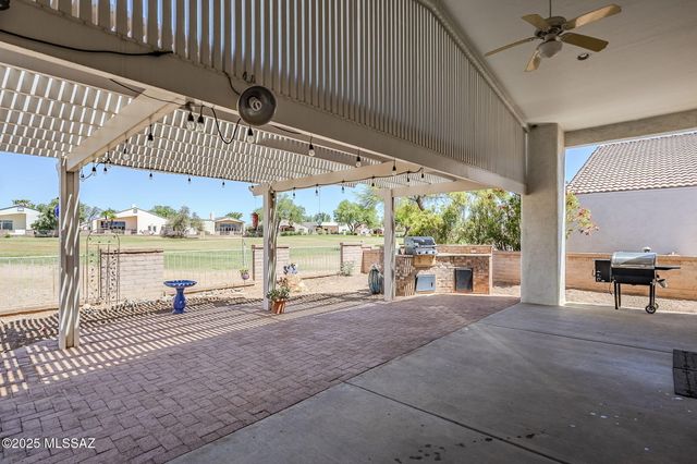 3438 S Abrego Drive, Green Valley, AZ 85614