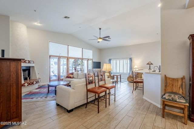 3438 S Abrego Drive, Green Valley, AZ 85614