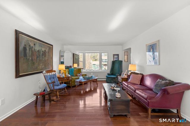 290 Tanglewood Circle, Milford, CT 06461