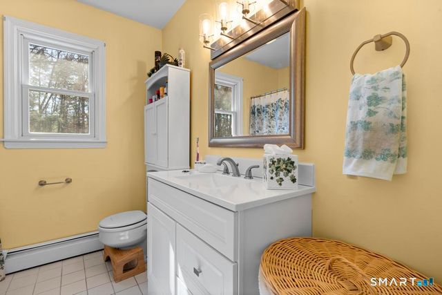 290 Tanglewood Circle, Milford, CT 06461