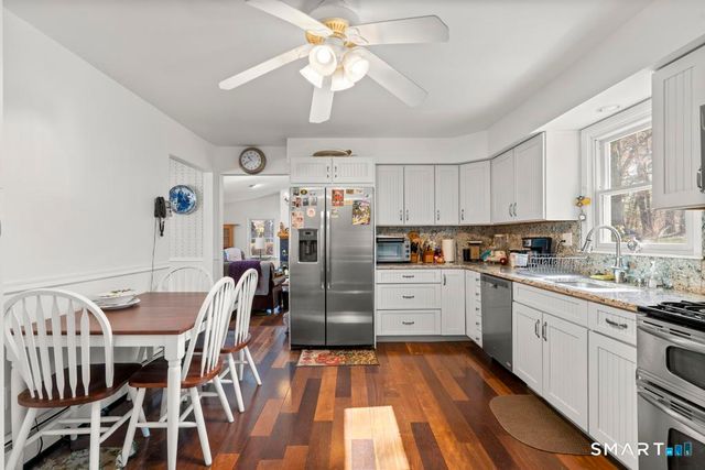 290 Tanglewood Circle, Milford, CT 06461