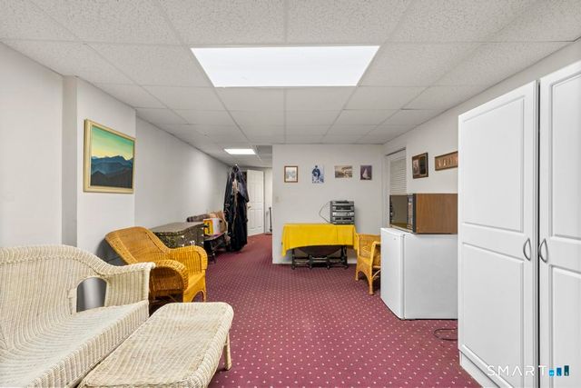 290 Tanglewood Circle, Milford, CT 06461