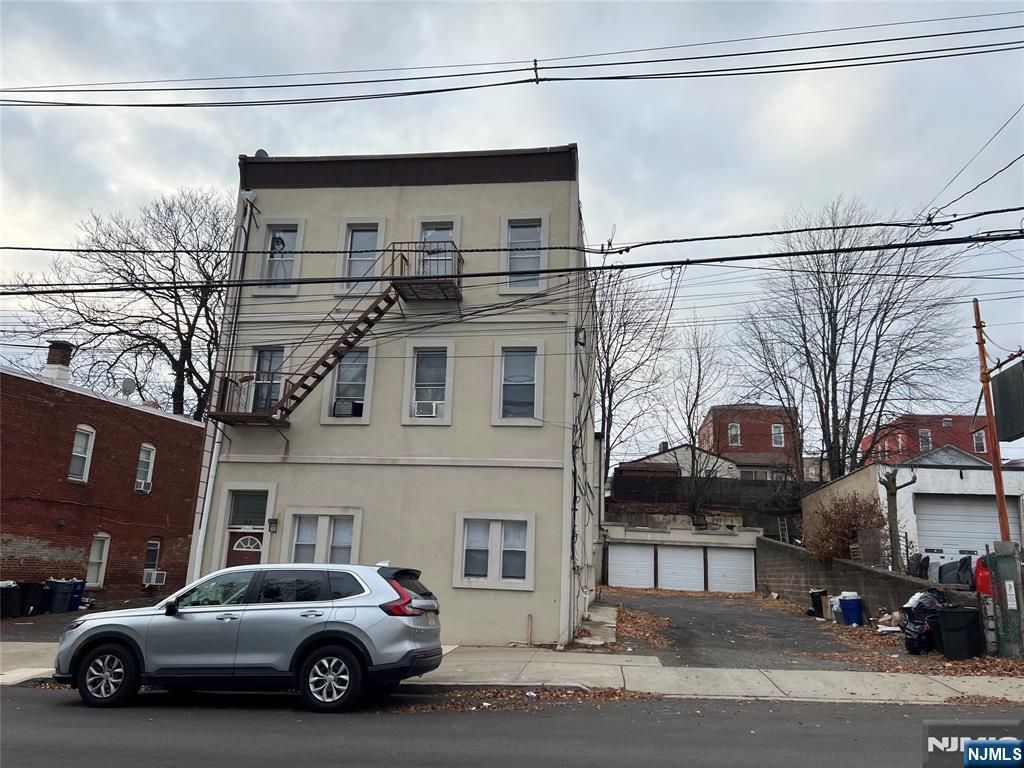 159 Westminster Place 5, Lodi, NJ 07644