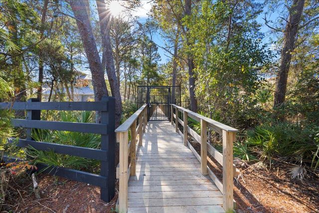 94 Morgans Trail, Santa Rosa Beach, FL 32459