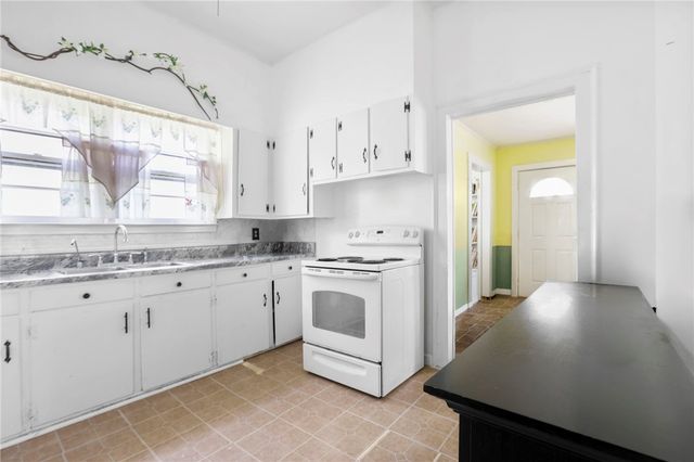 312 E A Avenue, Easley, SC 29640