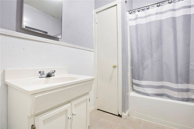 312 E A Avenue, Easley, SC 29640