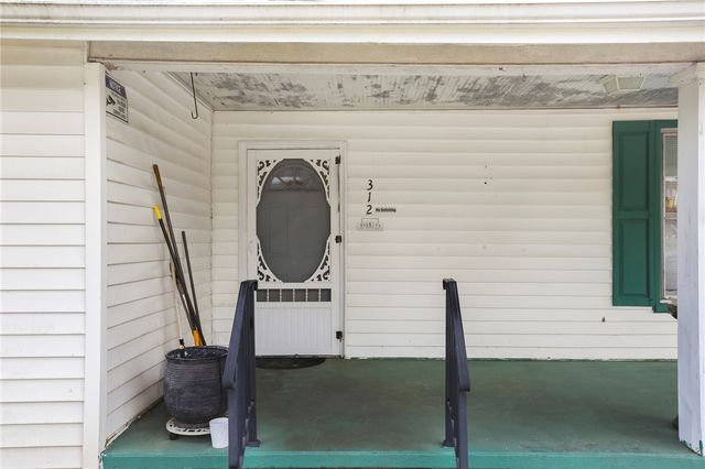 312 E A Avenue, Easley, SC 29640