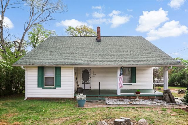 312 E A Avenue, Easley, SC 29640