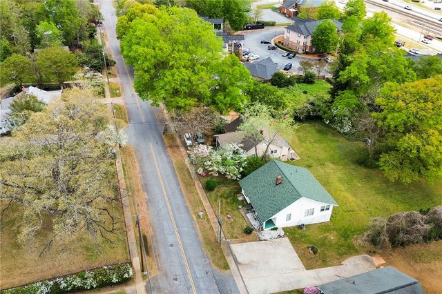 312 E A Avenue, Easley, SC 29640