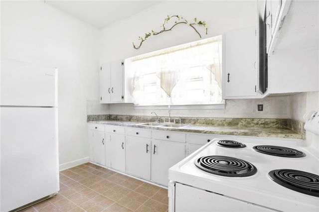 312 E A Avenue, Easley, SC 29640