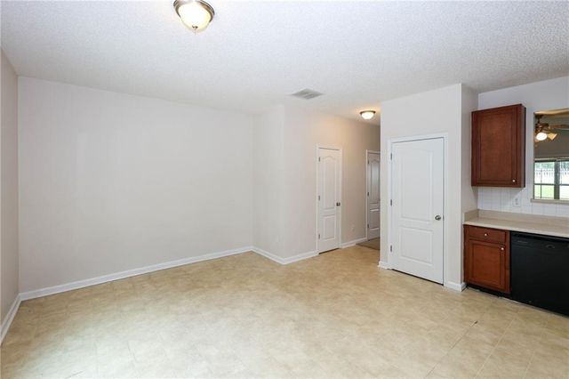 7705 Commerce Court, Riverdale, GA 30296