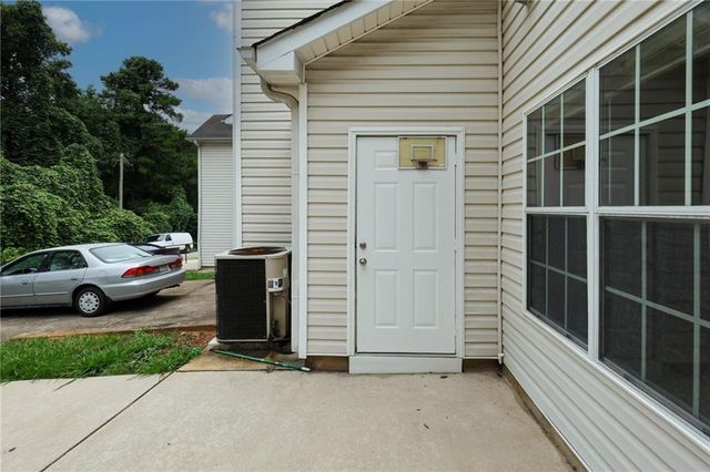 7705 Commerce Court, Riverdale, GA 30296