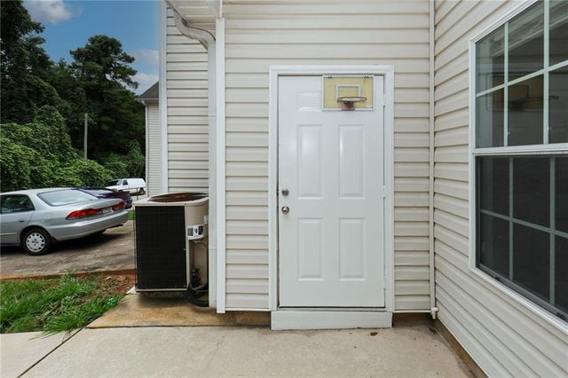 7705 Commerce Court, Riverdale, GA 30296