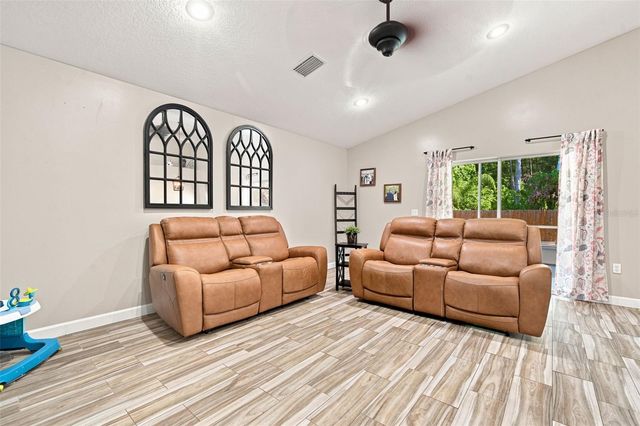 19517 ARDWICK WAY, Land O Lakes, FL 34638