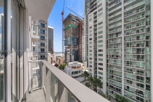227 NE 2nd St 1911, Miami, FL 33132
