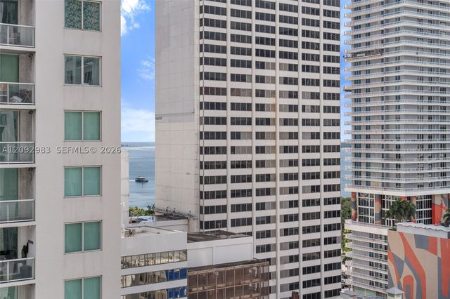 227 NE 2nd St 1911, Miami, FL 33132