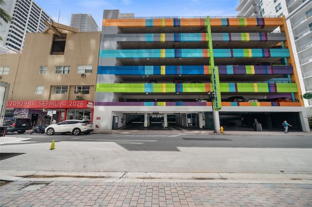 227 NE 2nd St 1911, Miami, FL 33132