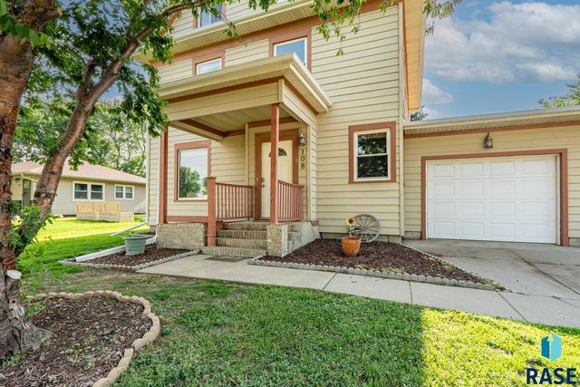 108 S Sycamore Ave Avenue, Sioux Falls, SD 57110