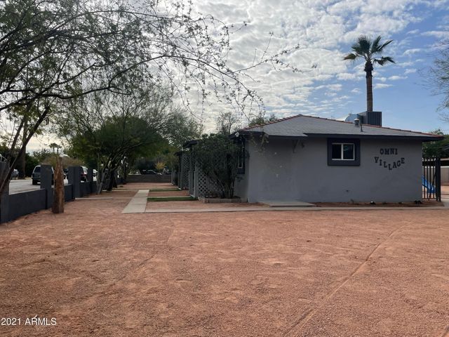 2242 N 29th Place Apt 3, Phoenix, AZ 85008
