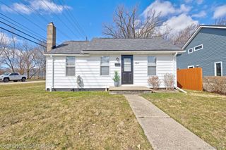 1160 Boston Avenue, Waterford Charter Township, MI 48328