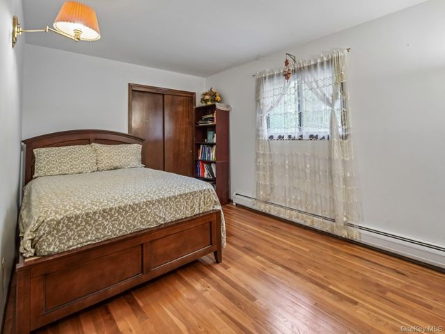 4 Lochness Lane, New City, NY 10956