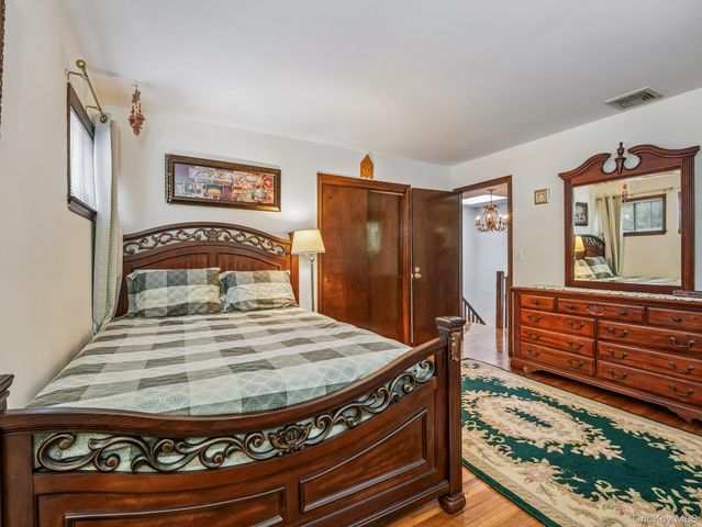 4 Lochness Lane, New City, NY 10956