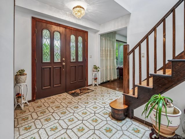 4 Lochness Lane, New City, NY 10956