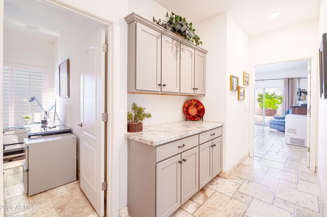 11822 E BECKER Lane, Scottsdale, AZ 85259