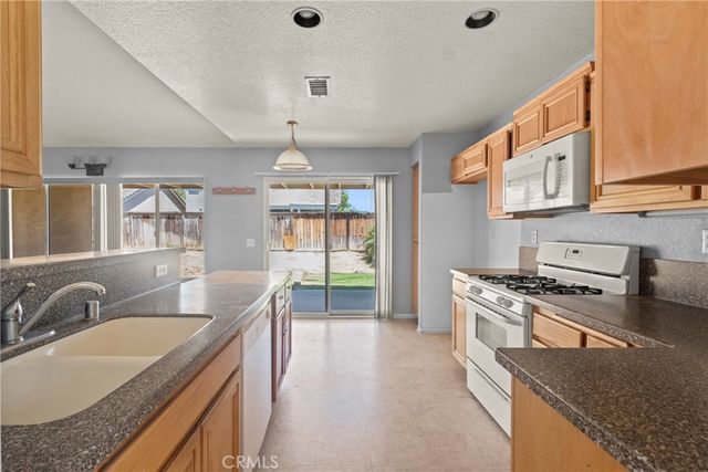 3357 Firebush, Rosamond, CA 93560