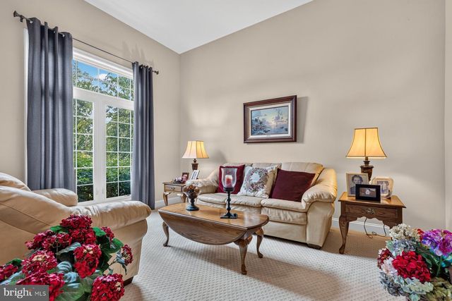 336 APPLE VALLEY RD, Winchester, VA 22602