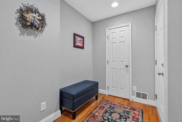 336 APPLE VALLEY RD, Winchester, VA 22602