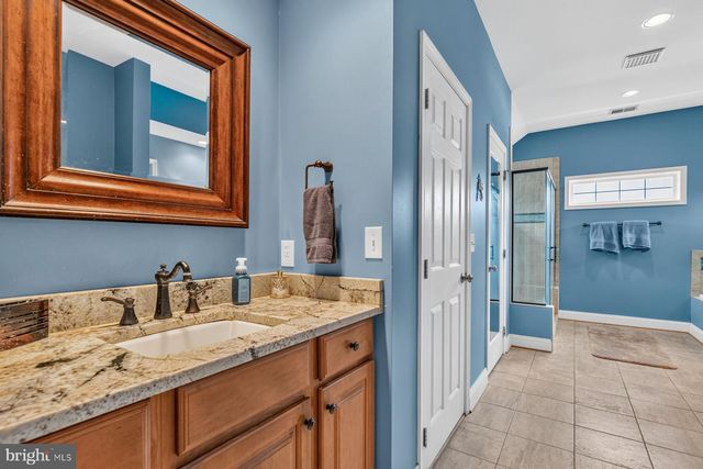 336 APPLE VALLEY RD, Winchester, VA 22602