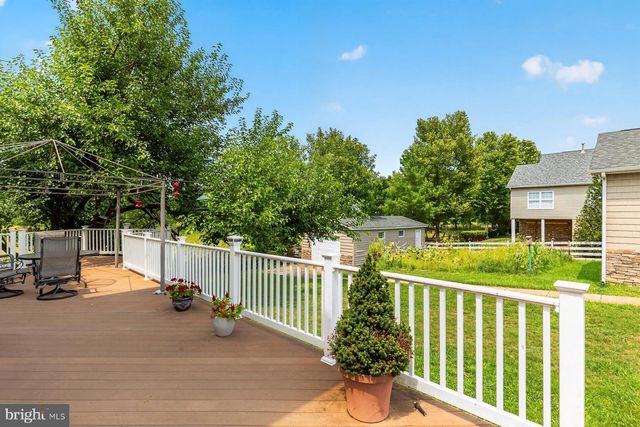 336 APPLE VALLEY RD, Winchester, VA 22602