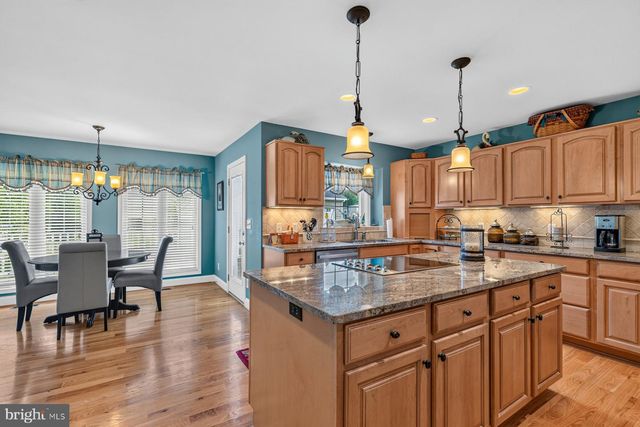 336 APPLE VALLEY RD, Winchester, VA 22602