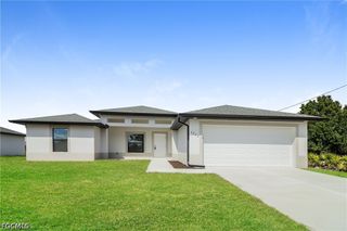 2702 31st ST SW, Lehigh Acres, FL 33976