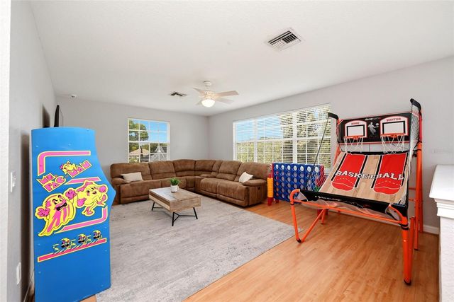 9119 BALMORAL MEWS SQ, Windermere, FL 34786