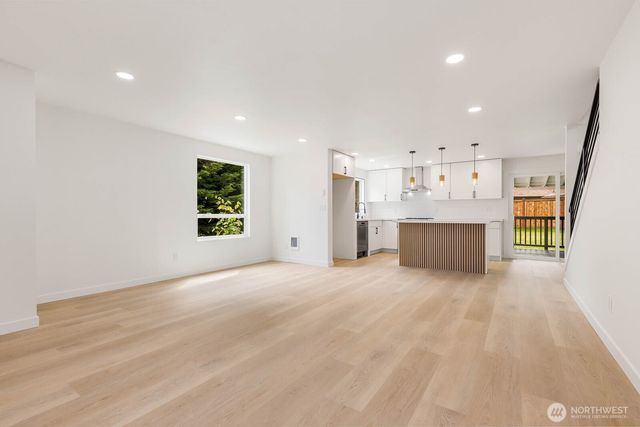 18103 81st St E, Bonney Lake, WA 98391