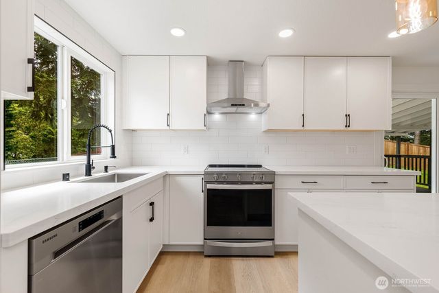 18103 81st St E, Bonney Lake, WA 98391